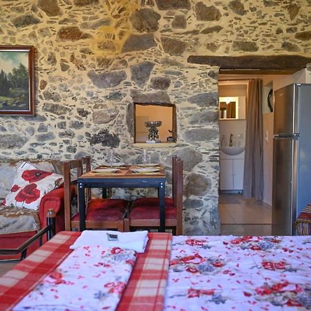 Stone House For Relaxation In Elos كيساموس المظهر الخارجي الصورة