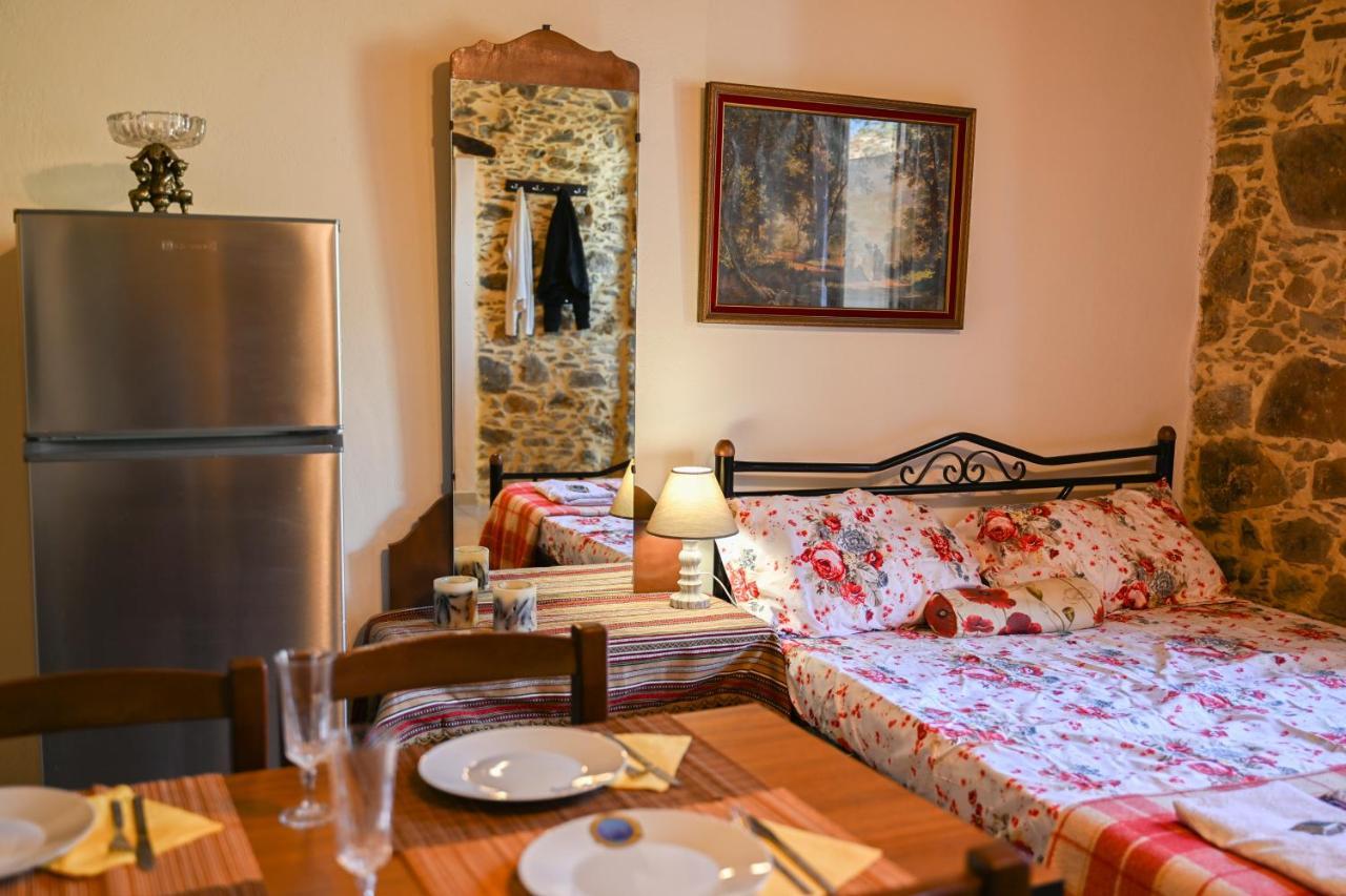Stone House For Relaxation In Elos كيساموس المظهر الخارجي الصورة