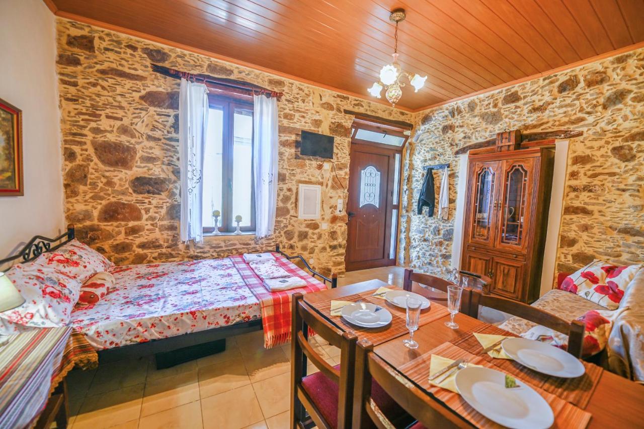 Stone House For Relaxation In Elos كيساموس المظهر الخارجي الصورة
