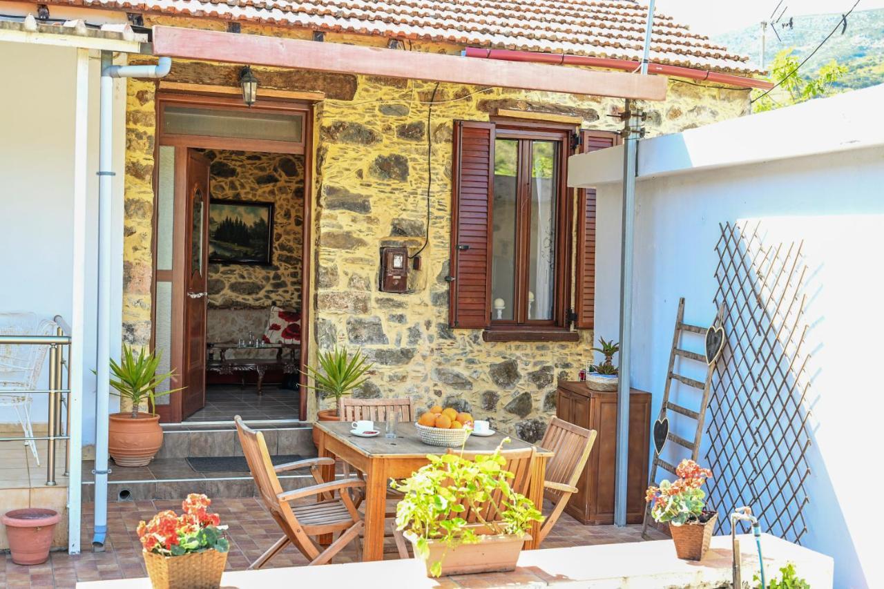 Stone House For Relaxation In Elos كيساموس المظهر الخارجي الصورة